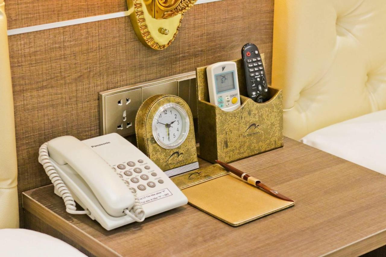 Dai Phat Hotel ハノイ市 エクステリア 写真
