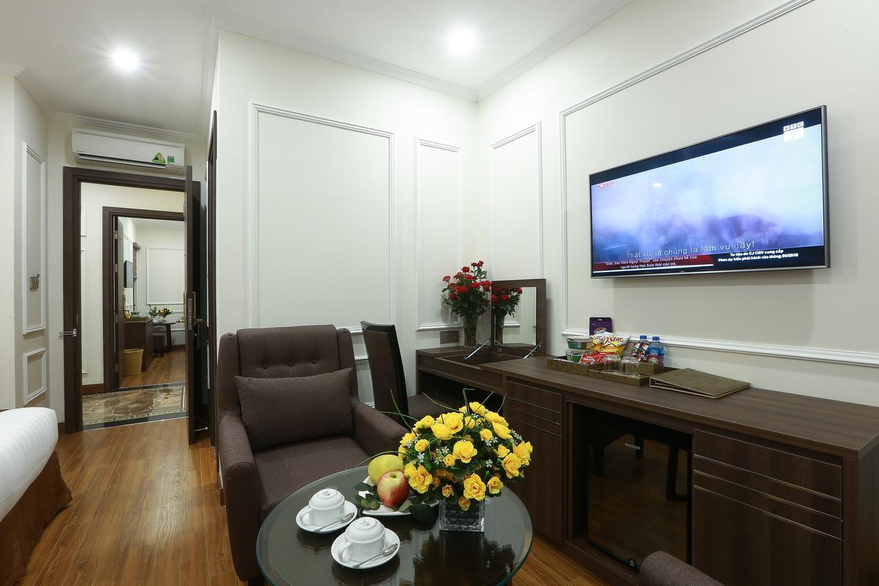 Dai Phat Hotel ハノイ市 エクステリア 写真