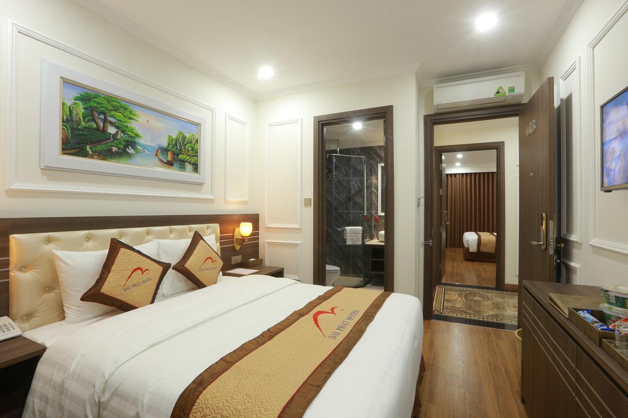 Dai Phat Hotel ハノイ市 エクステリア 写真